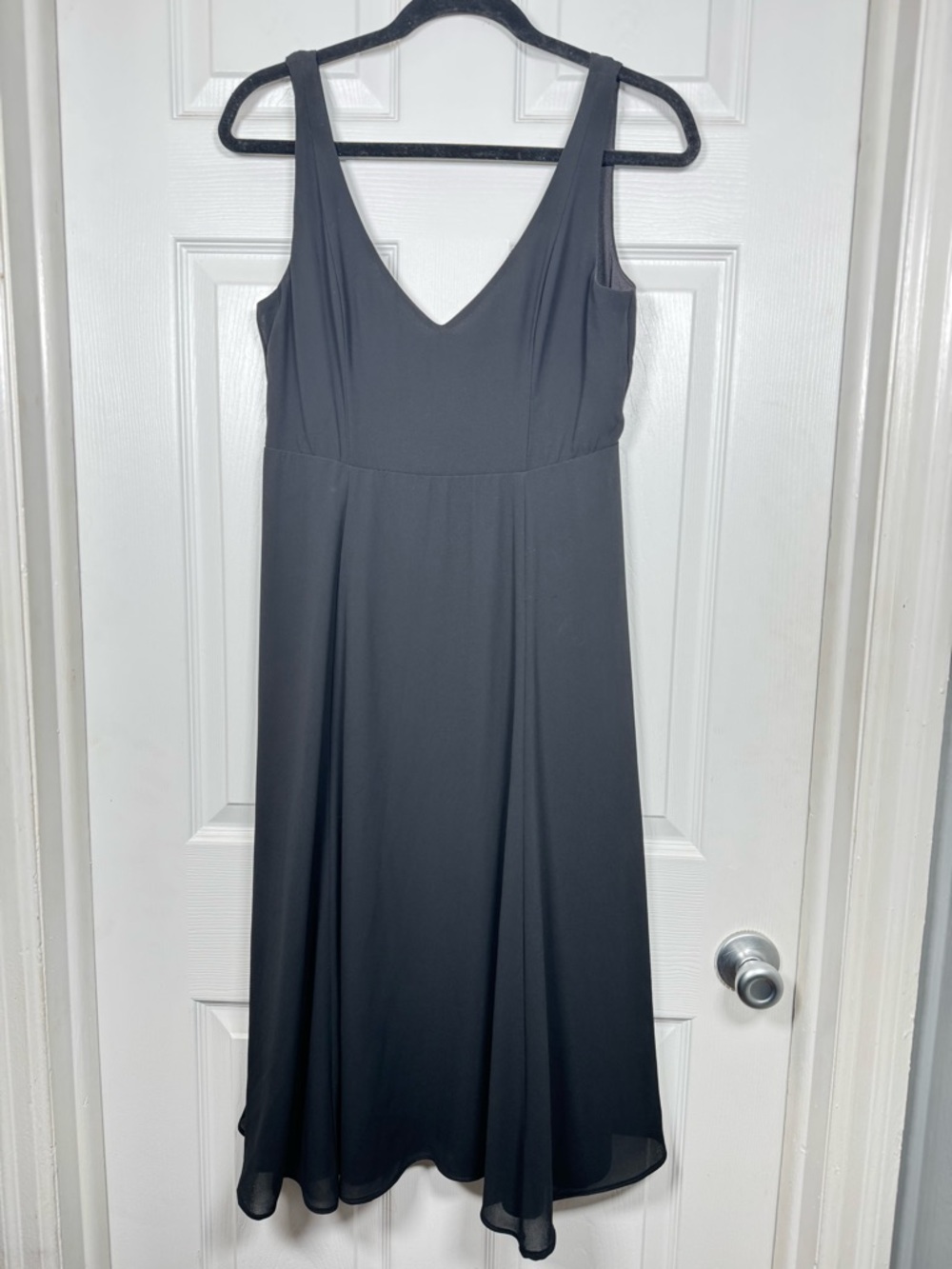 Show Me Your Mumu Black V-Neck Sleeveless Midi Dress L